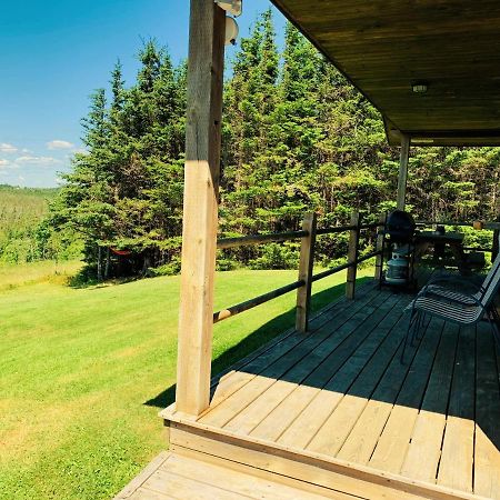 Eagle Valley Cottages Queensport Экстерьер фото